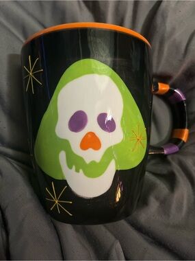 Skull Halloween Mug